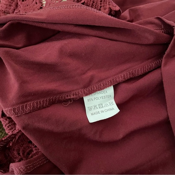 Rephyllis Bridesmaid/Prom Long Dress Women's Size S Wine Formal Lace Layered NWT - Picture 5 of 6